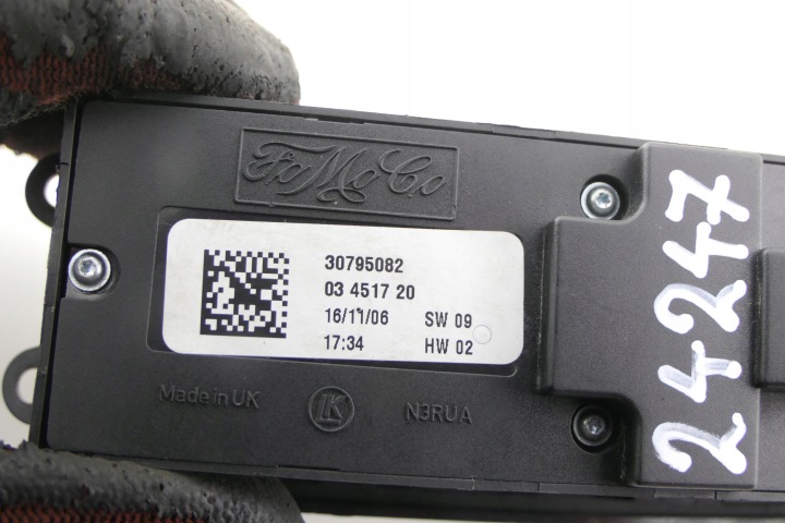 фото №9, Переключатель стекло volvo v50 30795082