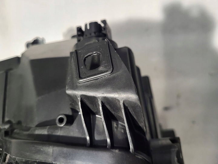 фото №9, Audi q4 e-tron matrix led комплект лампа перед 89a941035 / 89a941036