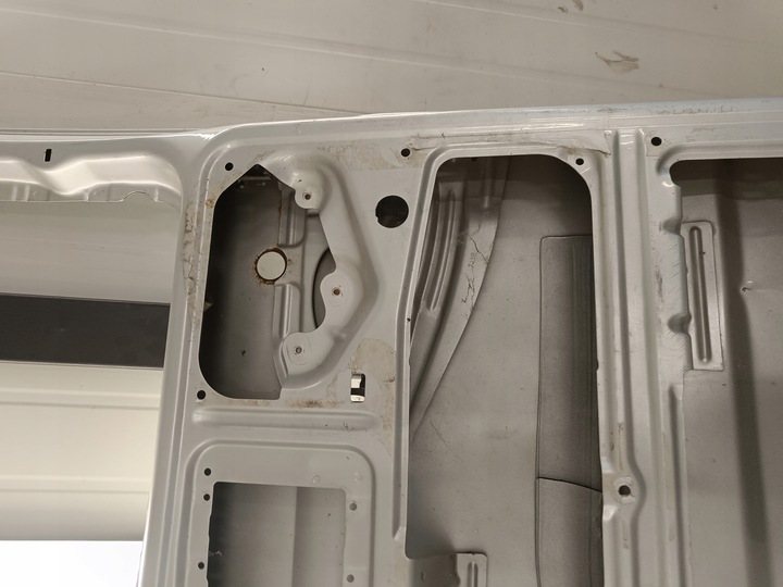 фото №13, Mercedes vito w639 - дверь задние правые крыло серебристый