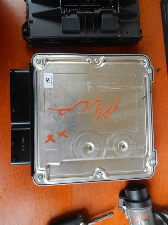 фото №6, Набір стартовий комп'ютер vw t5 рестайлінг 2.0tdi 10-