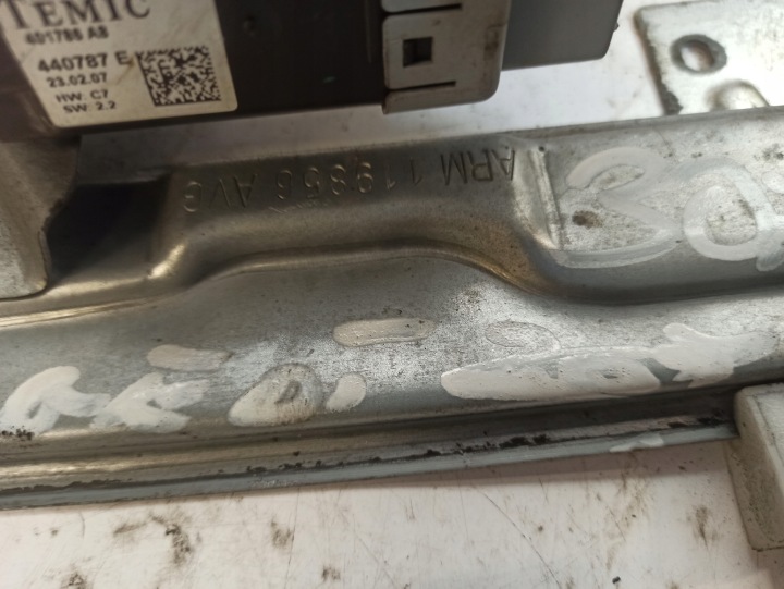 фото №6, Peugeot 307 механизм стёкла правое перед 10400915j 401786
