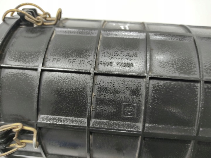фото №7, Корпус фильтра воздуха nissan terrano ii 3.0 td di 165002x800 1996-2003