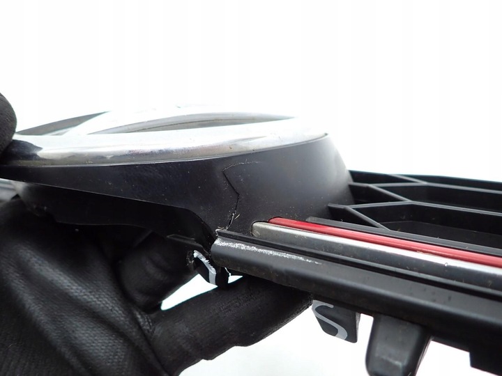 фото №14, Решётка радиатора решётка радиатора решётка бампера 5g0853651 оригинал vw golf 7 vii gti 15r