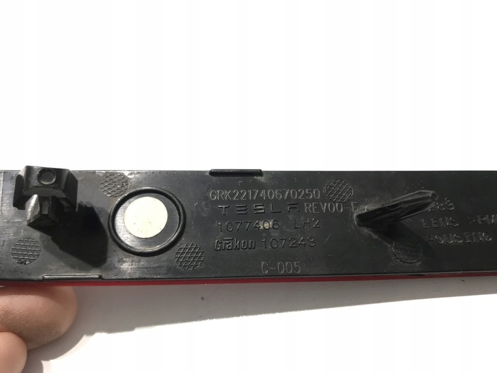 фото №7, Tesla 3 отражатель бампера левый зад 1077406