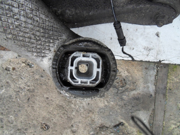 фото №11, Bmw 5 f10 09-13 2.0 d комплектные подвешивание задние