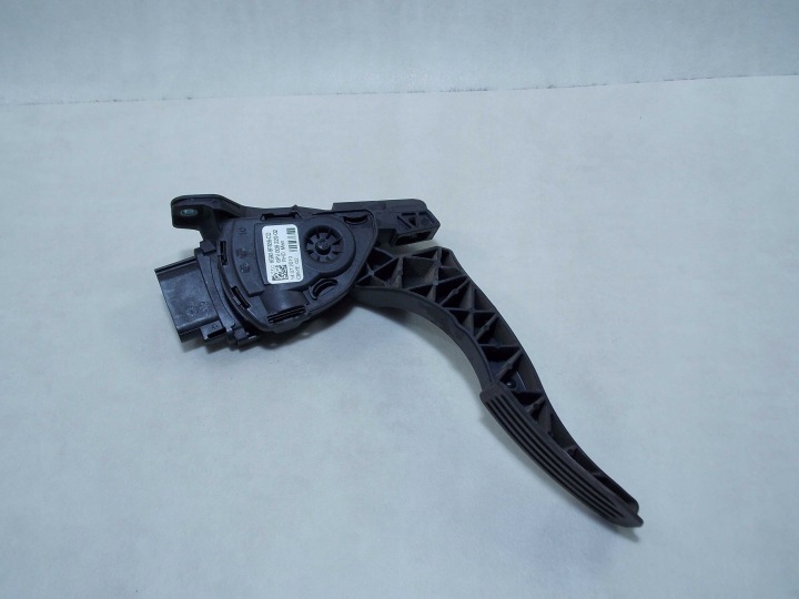 фото №8, Volvo s80 ii v70 iii xc60 2.4 d5 педаль потенціометр газу 6g92-9f836-cd uk