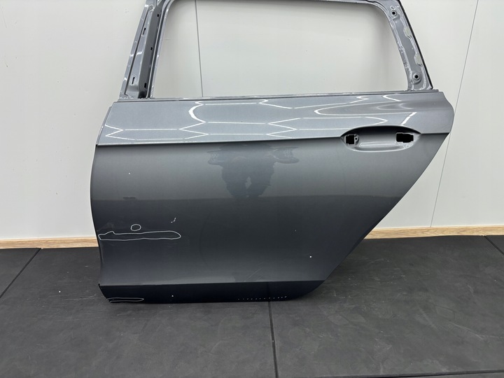 фото №2, Vw passat b9 3j0 универсал 2024r-- дверь левая задние зад