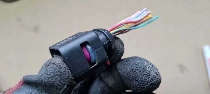 фото №8, A6 c7 4g рестайлинг штекер разъём 4h0973715a a4 b9 8w a5 q5 80a q7 4m