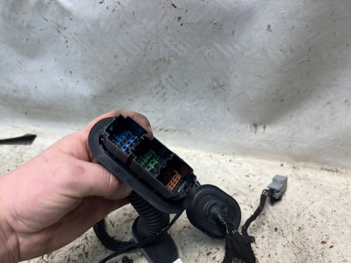 фото №7, Ford transit courier жгут установка дверь правые перед