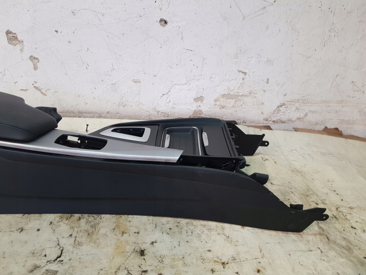 фото №9, Туннель средний кожа bmw f30 f31 eur aux usb