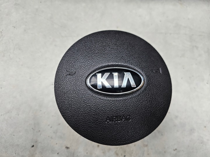 фото №10, Торпедо консоль подушка ремни kia venga