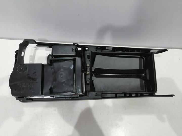 фото №9, Підлокітник бардачок mercedes w204