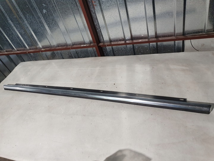 фото №9, Планка прокладка двері ліва зад audi a8 d3 4e0