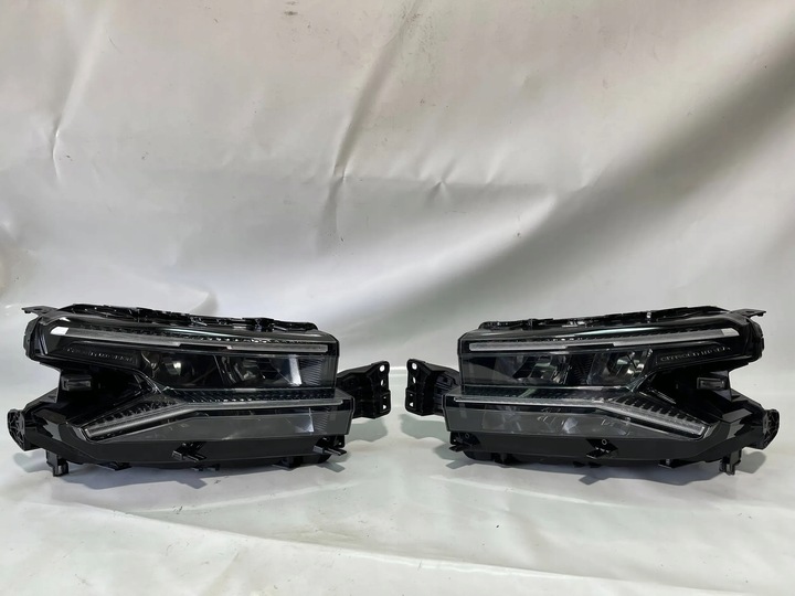 фото №1, Лампа citroen c5 aircross перетворювач права повний led vision 9845355980