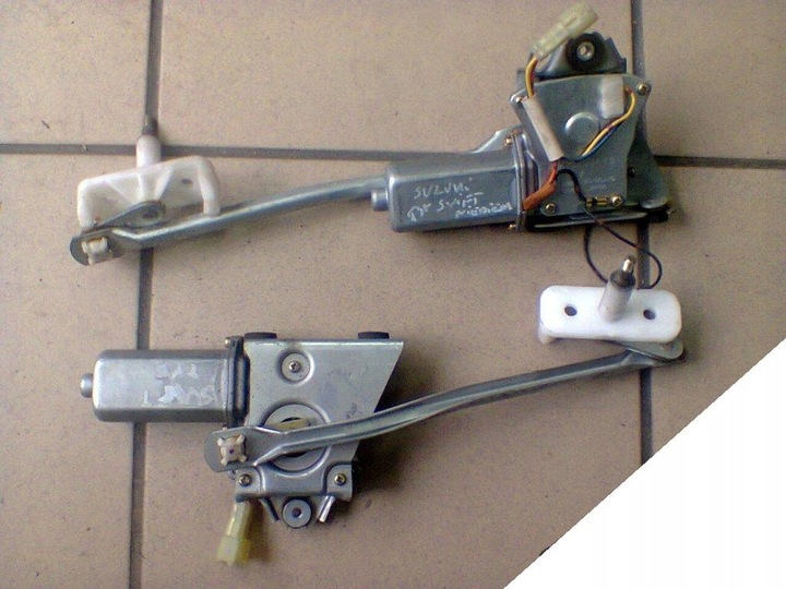 фото №1, Suzuki swift justy 96-02 двигунчик двірники зад