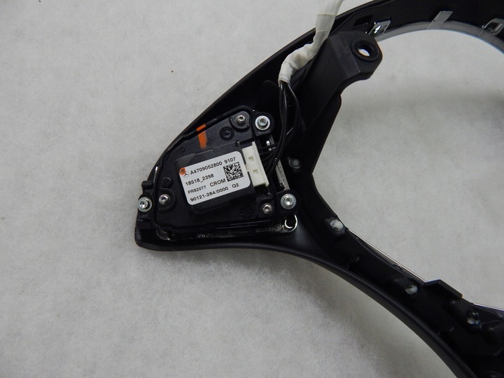 фото №9, Mercedes vito w447 v-klasa кнопки рамка кермо a4709052700