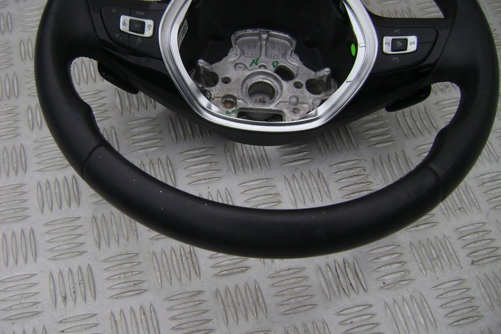 фото №5, Vw t-roc - руль мультифункция лепестки