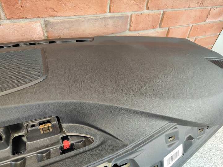 фото №6, Bmw f30 f31 f32 f34 f36 f80 f82 панель роздавальна консоль чорна + подушка безпеки