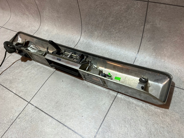 фото №8, Jeep commander xk накладка крышка зад оригинал