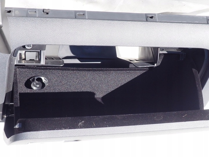 фото №5, Ap бардачок пасажира 1k1857097 golf jetta eos sciro