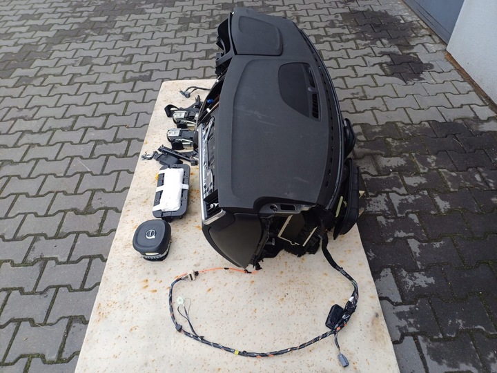 фото №9, Панель роздавальна капот консоль подушка безпеки подушка ремені volvo s90 v90 17-