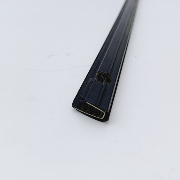 фото №8, Молдинг накладка стёкла боковой lt mercedes benz b w245 a1696730383 nr125