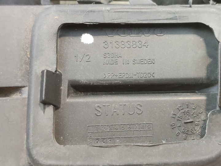 фото №9, Volvo xc90 решітка бампера праві перед 31383834