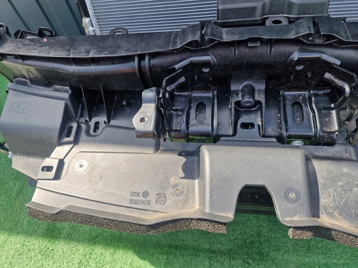 фото №8, Toyota yaris iv pas перед+ радіатор+ балка комплект 1.5h warszawa-koło-poznań