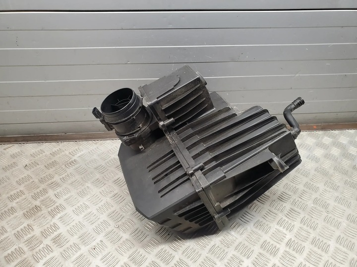 фото №8, Volkswagen atlas 2021 3qf129601h oem корпуси фільтрів повітря