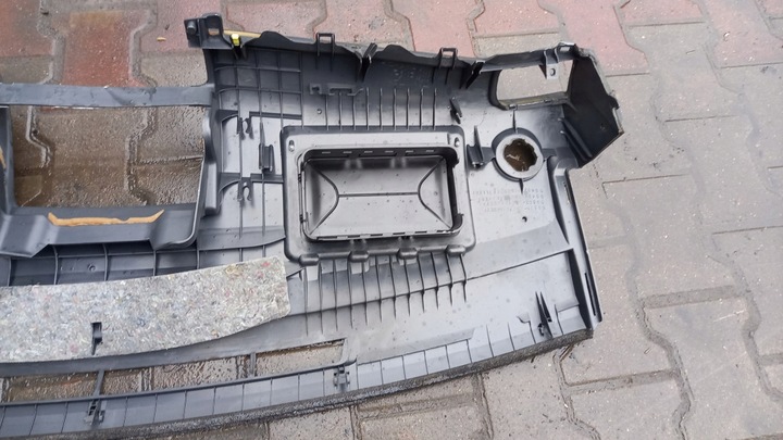 фото №11, Панель роздавальна toyota avensis t25 2.0d 05r універсал