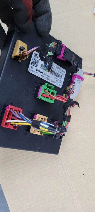 фото №5, Q5 8r sq5 a5 модуль блок керування комфорту штекери 8k0907063b