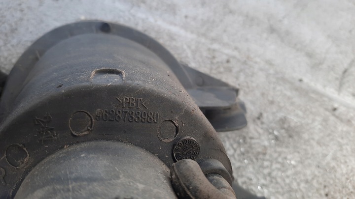 фото №4, Галоген праві перед peugeot 206 1.4b 04r