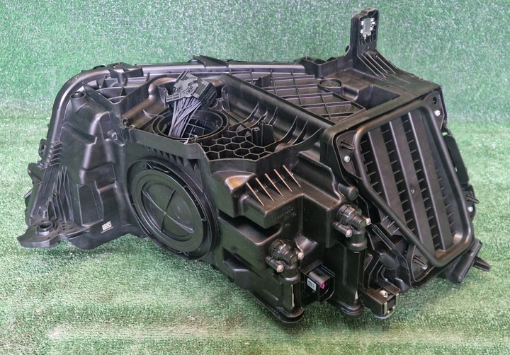 фото №5, Лампа перед передняя левая audi q3 83a полный led 83a941773