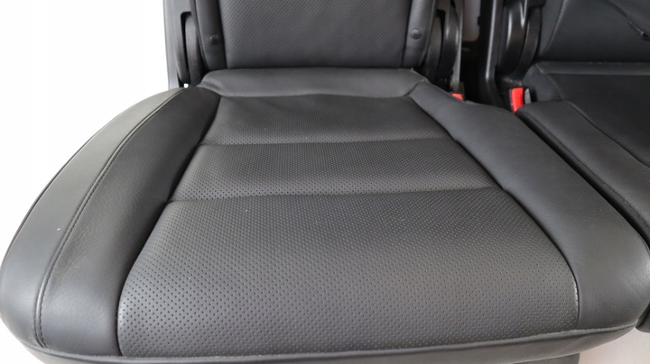фото №8, Jeep grand cherokee wk2 summit диван зад
