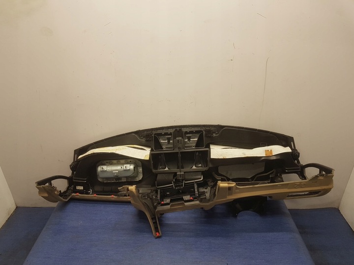 фото №12, Bmw 3 f30 панель роздавальна капот світлий подушка безпеки