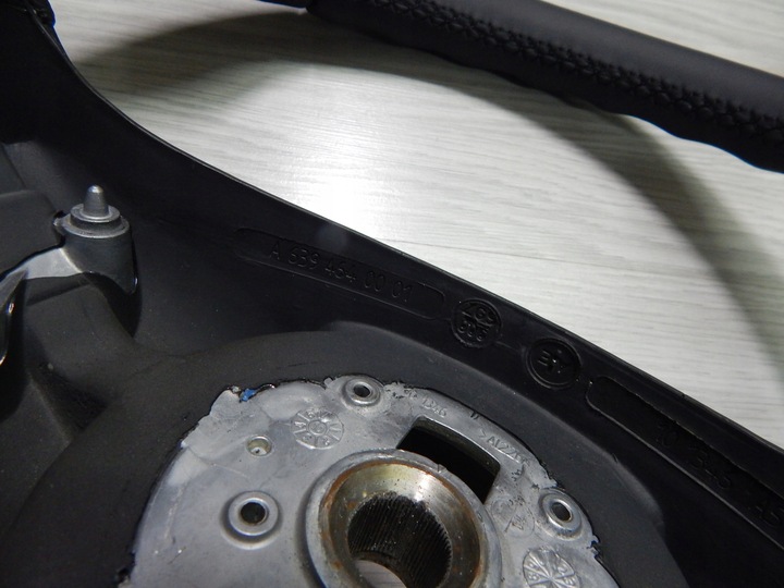 фото №8, Mercedes vito w639 viano - руль - новая кожа sport