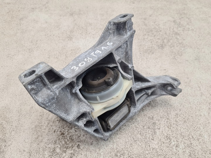 фото №9, Peugeot 308 t9 1.6 e-hdi подушка двигуна