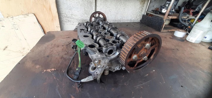 фото №7, Головка вали ліва 2.7 v6 land rover discovery iii 4r8q6c064