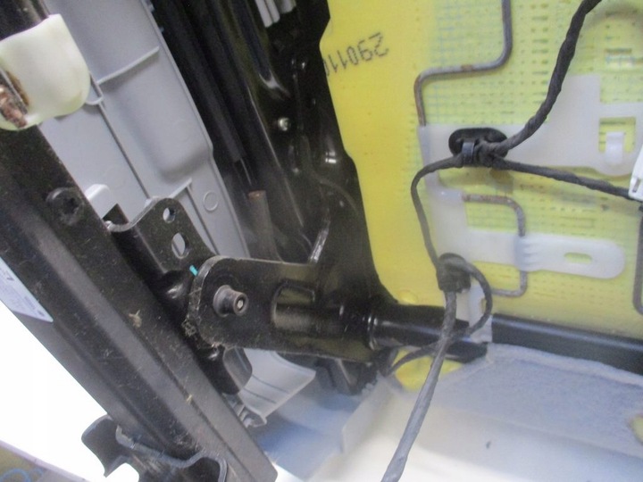 фото №11, Сидіння праві перед peugeot 3008