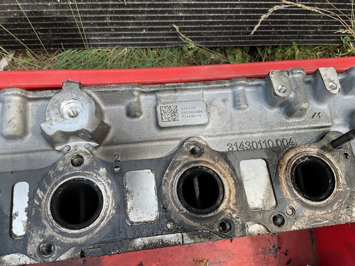 фото №9, Головка комплектная валы volvo v60 v70 xc60 p31430110 2.0l дизель 2015