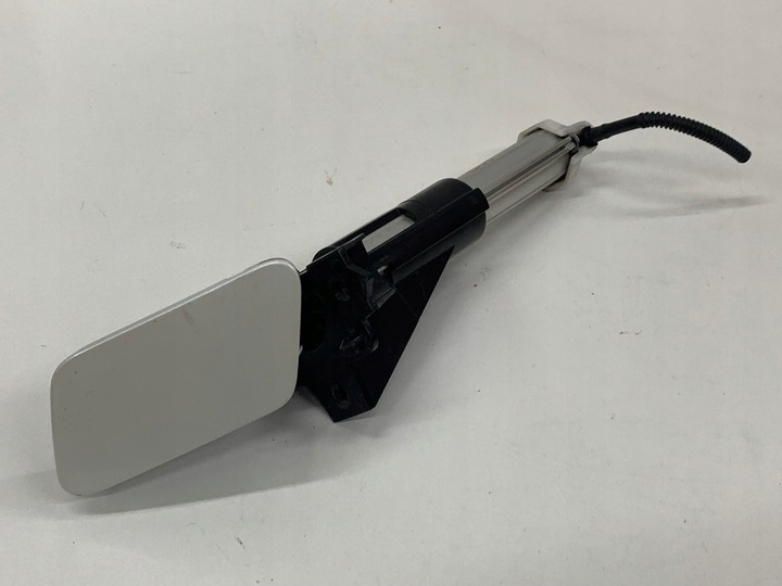 фото №1, Citroen c5 x7 распылитель лампы левый 9681158580