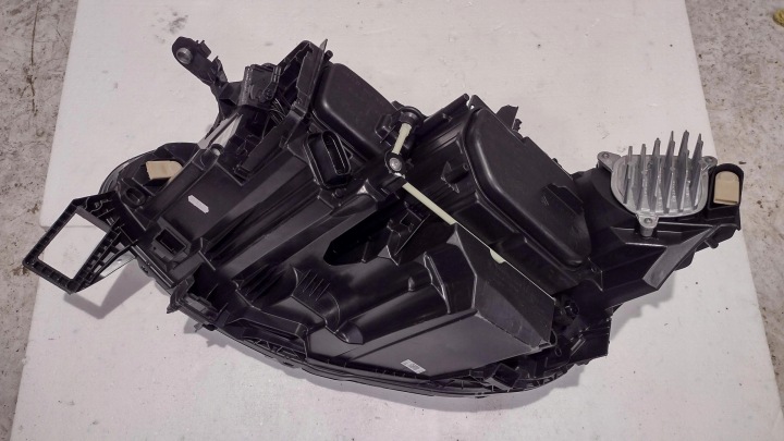 фото №11, Vw id 7 фара передняя правая полный led iq light 14b941078a