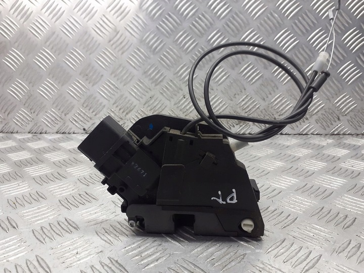 фото №1, Замок дверь правый зад mazda 3 bk 6pin