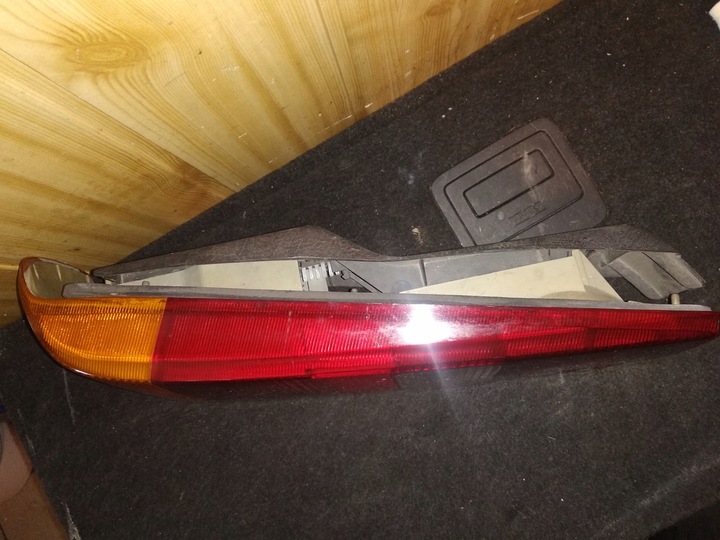 фото №11, Лампа задня ліва зад ford sierra 87bg13a603ba