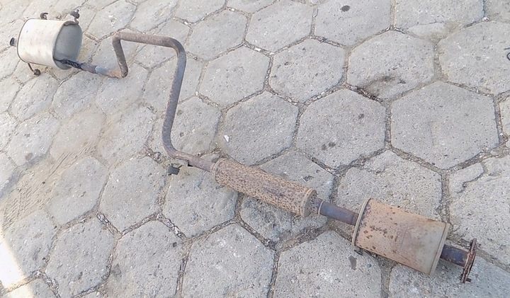 фото №1, Primera p11 99-02 глушник вихлоп 1.8 16v