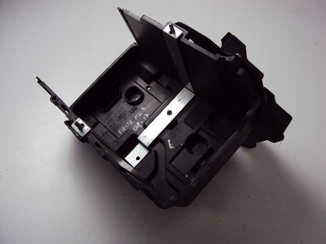 фото №1, Основание акумулятора ford fiesta mk7 08-17