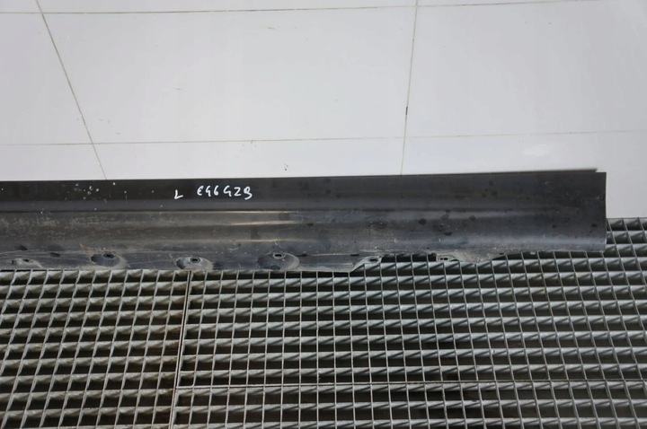 фото №5, Планка накладка порога порогова ліва - bmw 3 e46 sedan - 8209755