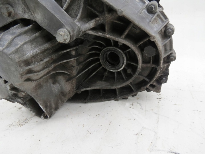 фото №14, Коробка передач коробки передач volvo s60 ii v60 i 2.4 d5 215km 10-18r 1285121