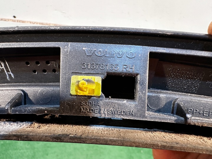 фото №9, Volvo xc90 ii планка na крило правий зад 31378165