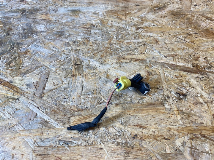 фото №8, Датчик удара штекер audi a4 b9 a6 c8 q7 4m 4m0959651